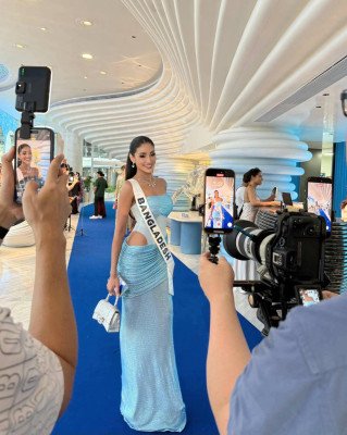 ‘মিস ইউনিভার্স’ মুকুটের লড়াইয়ে বাংলাদেশের মিথিলা