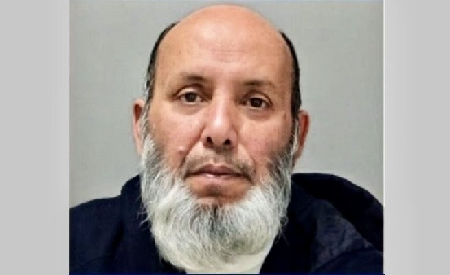 ব্রিটেনে শিশু নির্যাতনের দায়ে বাংলাদেশি ধর্মীয় শিক্ষকের ১২ বছরের কারাদণ্ড