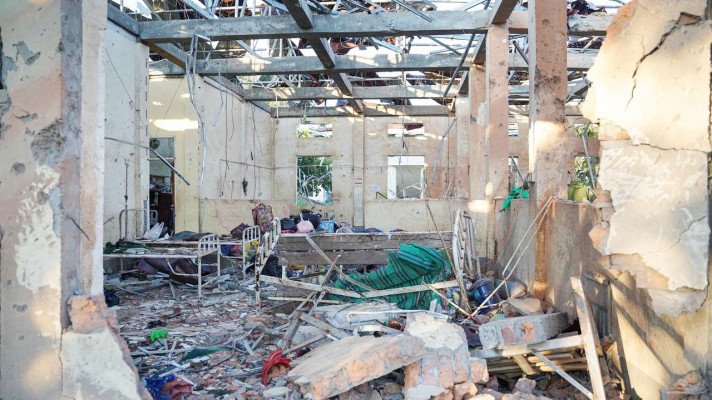 মিয়ানমারের রাখাইনে হাসপাতালে সরকারের বিমান হামলা নিহত ৩১