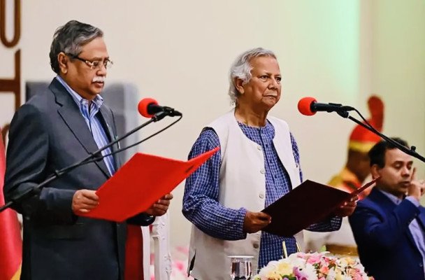 ‘অপমানিত’ রাষ্ট্রপতি, মেয়াদ শেষ হওয়ার আগেই ‘পদত্যাগের ইচ্ছা’- রয়টার্সের প্রতিবেদন