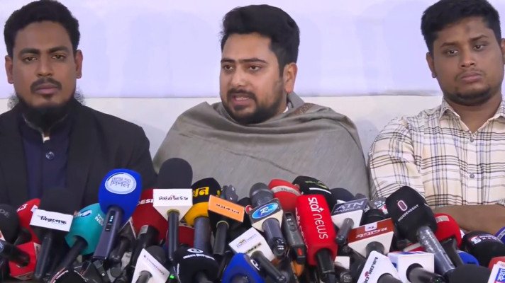 বৃহত্তর ঐক্যের স্বার্থে আট দলের সঙ্গে নির্বাচন করব : নাহিদ ইসলাম