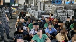 মালয়েশিয়ায় ৭২ বাংলাদেশিসহ ৪০২ জন আটক