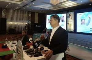 মবোক্রেসি কঠোরহস্তে দমন করতে হবে : সালাহউদ্দিন আহমদ