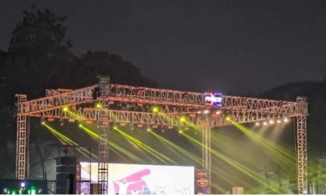 কোটা আন্দোলনের ভণ্ডামি বুঝে ফেলেছে শিক্ষার্থীরা, ডাকসু নেতার স্লোগানে বিদ্রুপ