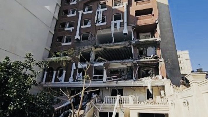 ইরানে শক্তিশালী বিস্ফোরণ