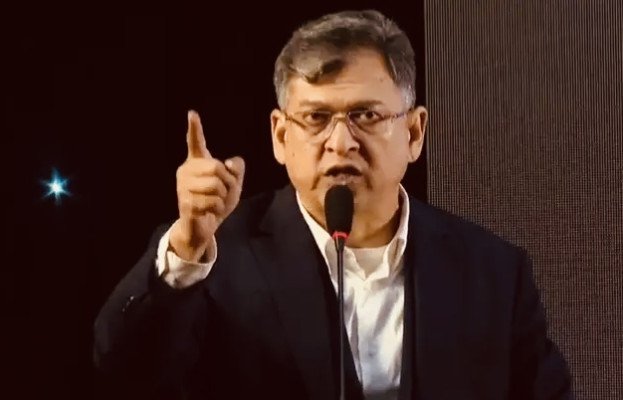 মামলা দিয়ে হয়রানি চলবে না, কঠোর বার্তা স্বরাষ্ট্রমন্ত্রীর