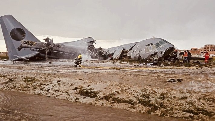বলিভিয়ায় টাকা বহনকারী বিমান বিধ্বস্ত হয়ে নিহত অন্তত ১৫