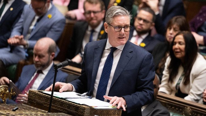 ইরান ইস্যুতে ব্রিটেনের অবস্থান নিয়ে সমালোচনার মুখে প্রধানমন্ত্রী স্টারমার