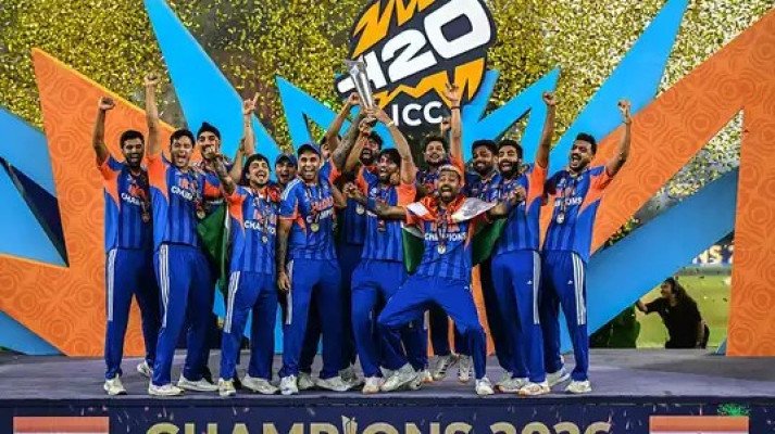 রেকর্ড গড়ে আবারও টি–টোয়েন্টি বিশ্বচ্যাম্পিয়ন ভারত