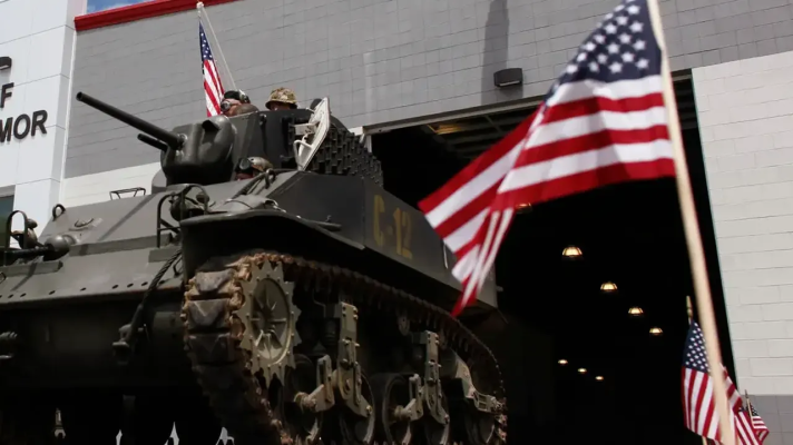 ট্রাম্প যুদ্ধের নিয়ন্ত্রণ হারিয়েছেন: মার্কিন সিনেটরের কড়া সতর্কবার্তা