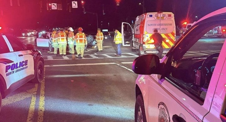 নিউইয়র্কে সড়ক দুর্ঘটনায় পিতা-পুত্র সহ তিন বাংলাদেশি নিহত