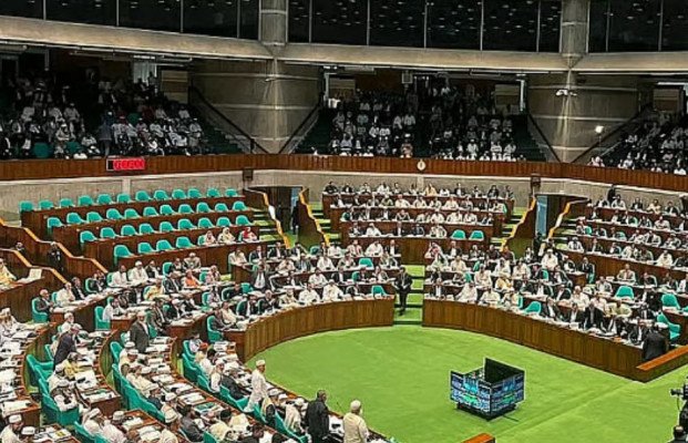 পাকিস্তানি বাহিনীর সহযোগী হিসেবে জামায়াতসহ তিন দলের নাম রেখেই বিল পাস