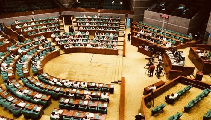 জাতীয় সংসদে আরও ১০টি বিল পাস