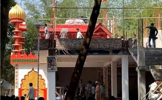 পীরের মুখমণ্ডলে ১৫–১৮ কোপের চিহ্ন, পূর্বপরিকল্পনার ইঙ্গিত