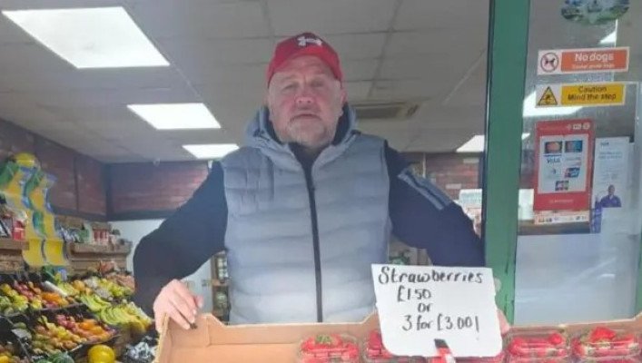 ওয়েলসের স্থূলতা-প্রবণ এলাকায় জাঙ্ক ফুডের বিরুদ্ধে ‘যুদ্ধ’ ঘোষণা