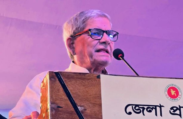 ‘রাজনীতিতে এখনও কাঙ্ক্ষিত পরিবর্তন আসেনি’, আক্ষেপ মির্জা ফখরুলের