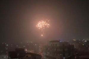 শোক উপেক্ষা করে ঢাকায় বিকট শব্দে পটকা-আতশবাজি