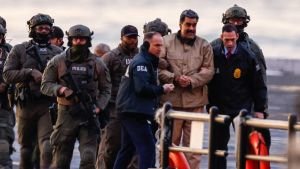 ‘আমি এখনো প্রেসিডেন্ট, আমাকে অপহরণ করে আনা হয়েছে’—নিউইয়র্কের আদালতে মাদুরো