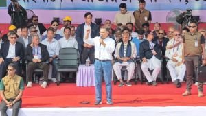 দেশের মানুষ পরিবর্তন ও রাজনৈতিক অধিকার চায়: তারেক রহমান