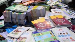 জানুয়ারির শেষ সপ্তাহে এসেও নতুন বই পায়নি ৩০ লাখের বেশি শিক্ষার্থী !