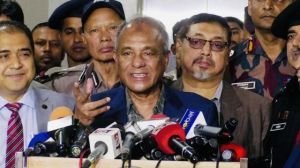 ভারত সীমান্তে বাড়তি বিজিবি মোতায়েন, প্রয়োজনে সেনা নামানো হবে: স্বরাষ্ট্র উপদেষ্টা