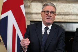 মধ্যপ্রাচ্যে যুক্তরাজ্যের ঘাঁটিতে হামলা করলে ইরানকে কঠোর জবাব