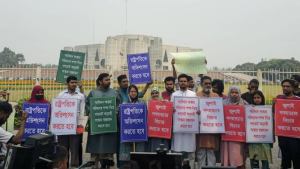 রাষ্ট্রপতির অভিশংসনসহ তিন দাবিতে সংসদ ভবনের সামনে এনসিপির বিক্ষোভ