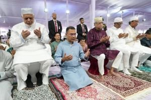 জাতীয় ঈদগাহে ঈদের প্রধান জামাতে রাষ্ট্রপতি ও প্রধানমন্ত্রীর অংশগ্রহণ