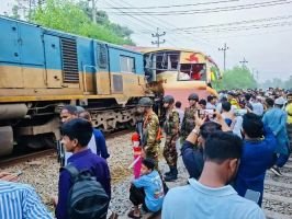 কুমিল্লায় ভয়াবহ ট্রেন দুর্ঘটনায় নিহত ১২