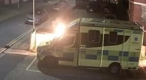 লন্ডনে ইহুদি চ্যারিটির অ্যাম্বুলেন্সে অগ্নিসংযোগ