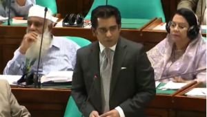 ‘বিপ্লবী সরকার না করে সংবিধান বদলানো যাবে না’—সংসদে পার্থ