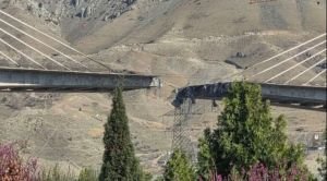 মার্কিন হামলায় ইরানের গুরুত্বপূর্ণ সেতু ধ্বংস