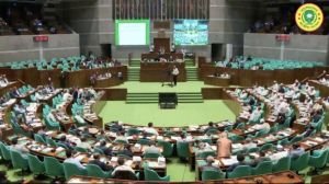 সংসদে আইন পাস করে আওয়ামী লীগের রাজনীতি নিষিদ্ধের উদ্যোগ