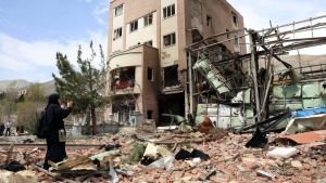 যুদ্ধ ঘিরে উত্তেজনা চরমে: যুক্তরাষ্ট্র-ইরানের পাল্টাপাল্টি হুমকি