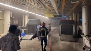 সিলেট ওসমানী বিমানবন্দরে ইমিগ্রেশন কার্যক্রম সাময়িক বন্ধ