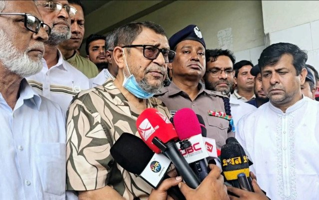 হাম পরিস্থিতি নিয়ে দায় এড়ানোর চেষ্টা স্বাস্থ্যমন্ত্রীর